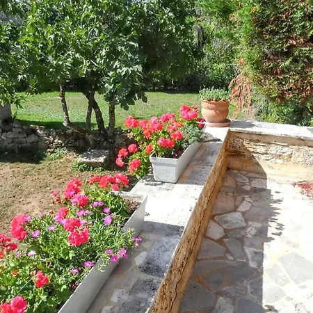 Ferienhaus Maison Charmante A Avec Piscine Partagee