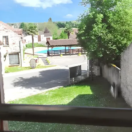 Maison Charmante A Avec Piscine Partagee *